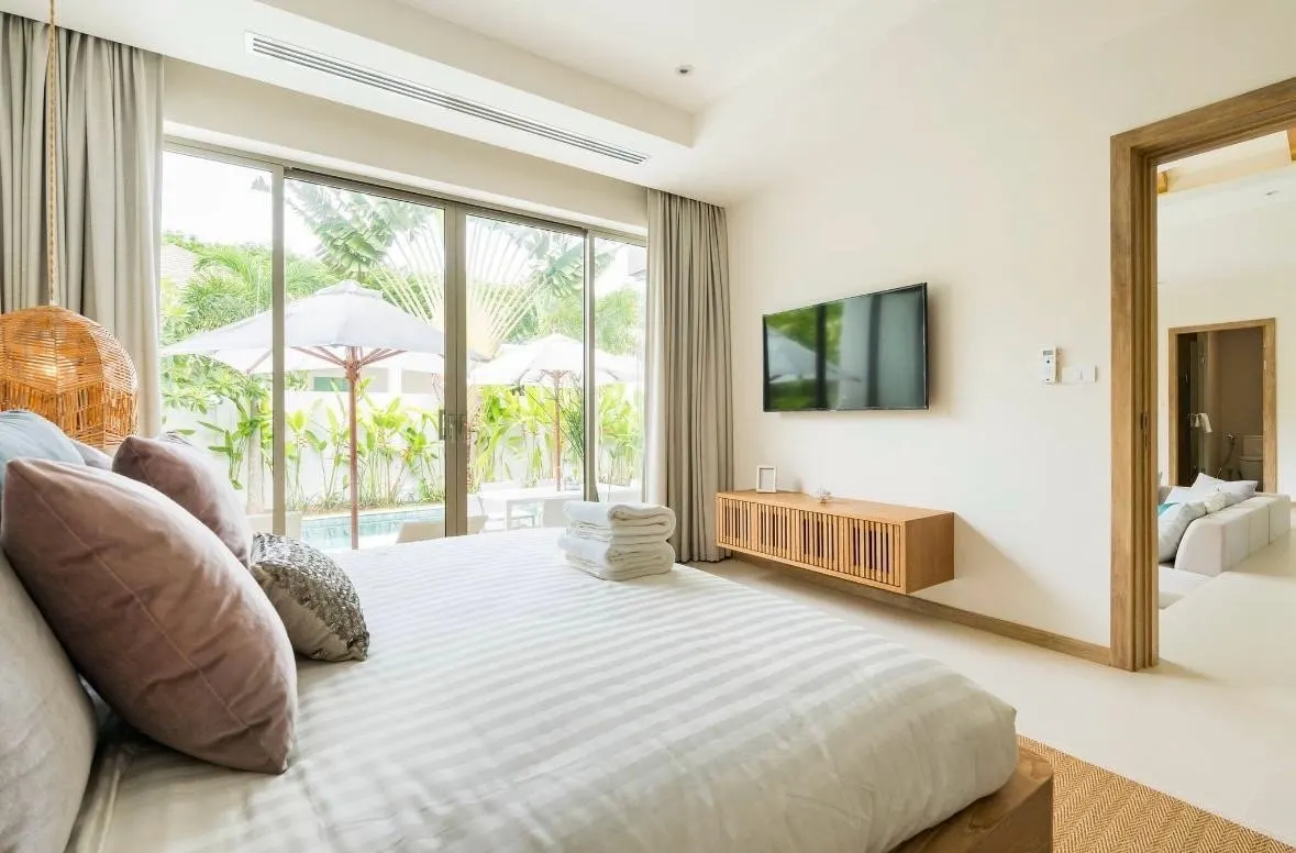 Property image - full photo 10