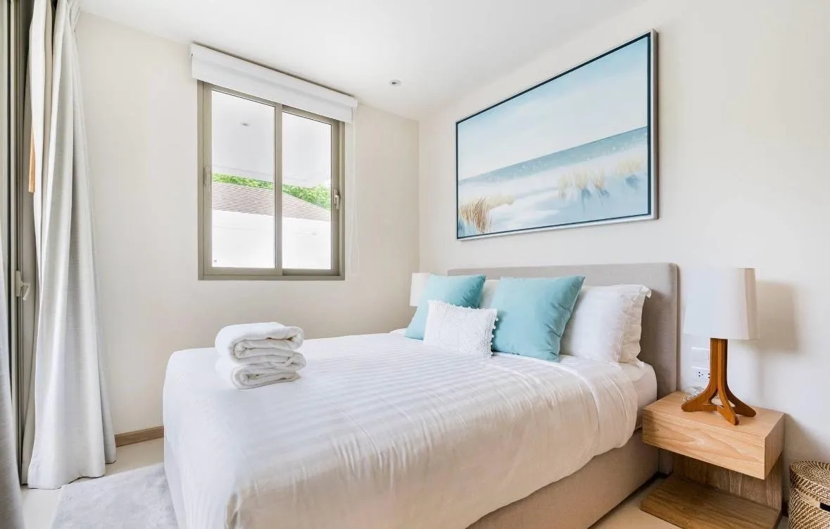 Property image - full photo 12