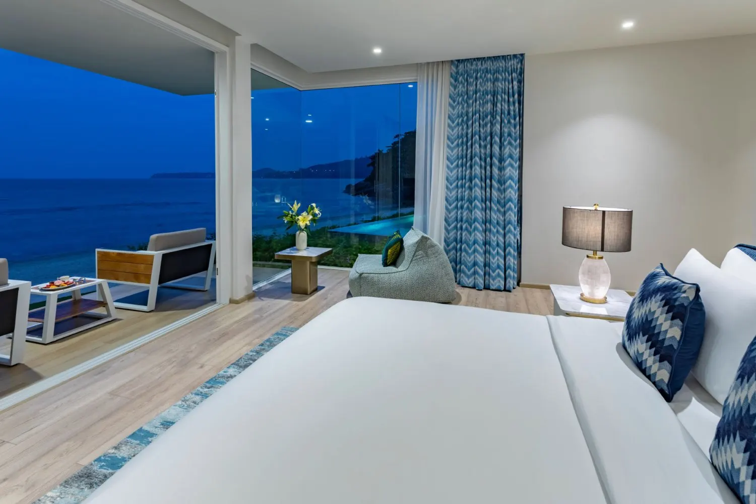Property image - full photo 30