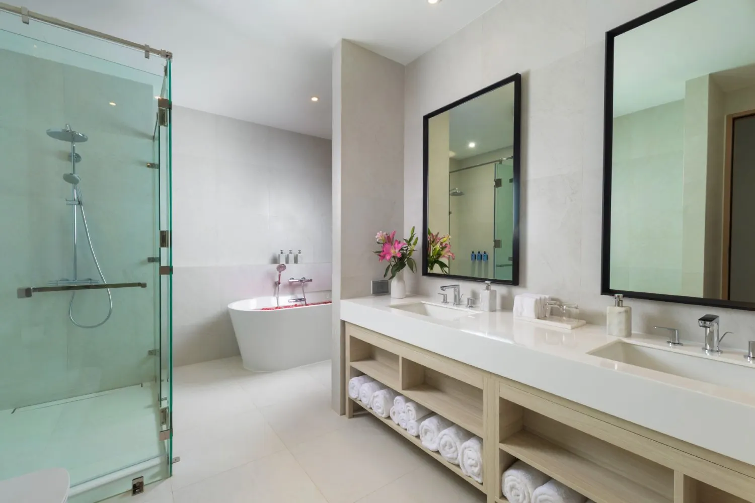 Property image - full photo 29