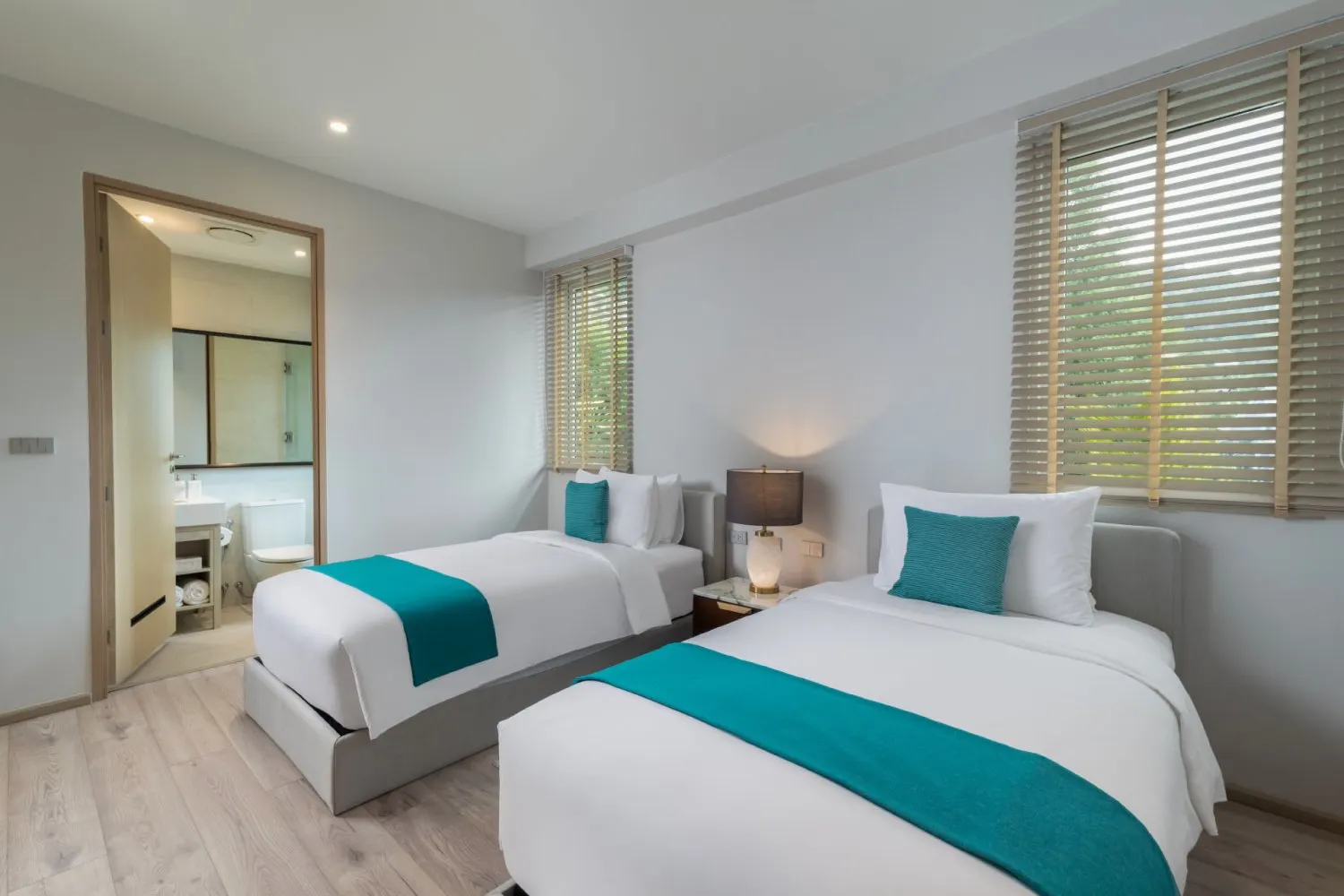 Property image - full photo 14
