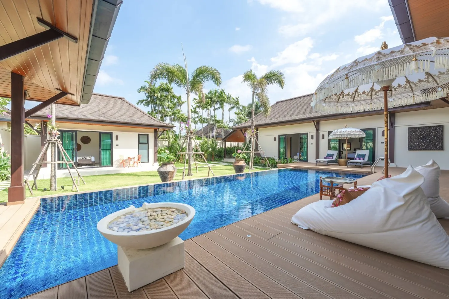 Property image - full photo 4