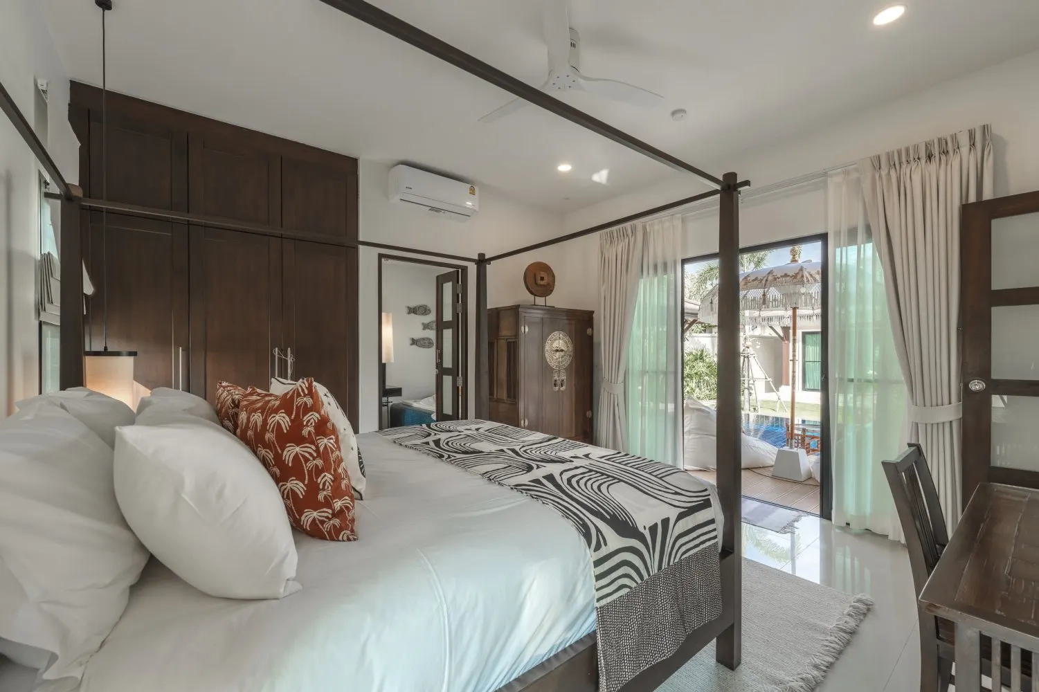 Property image - full photo 27