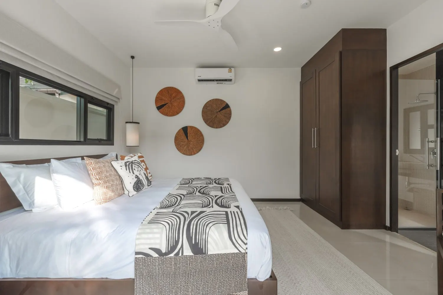 Property image - full photo 43