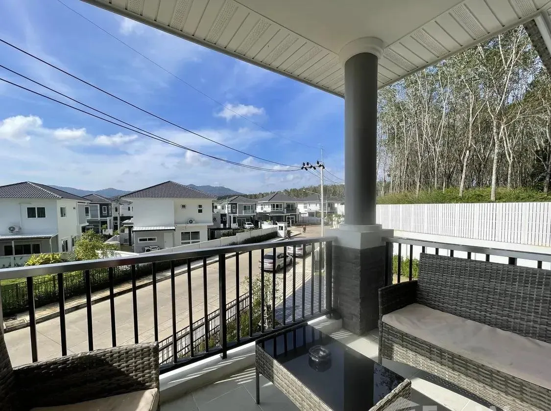 Property image - full photo 21