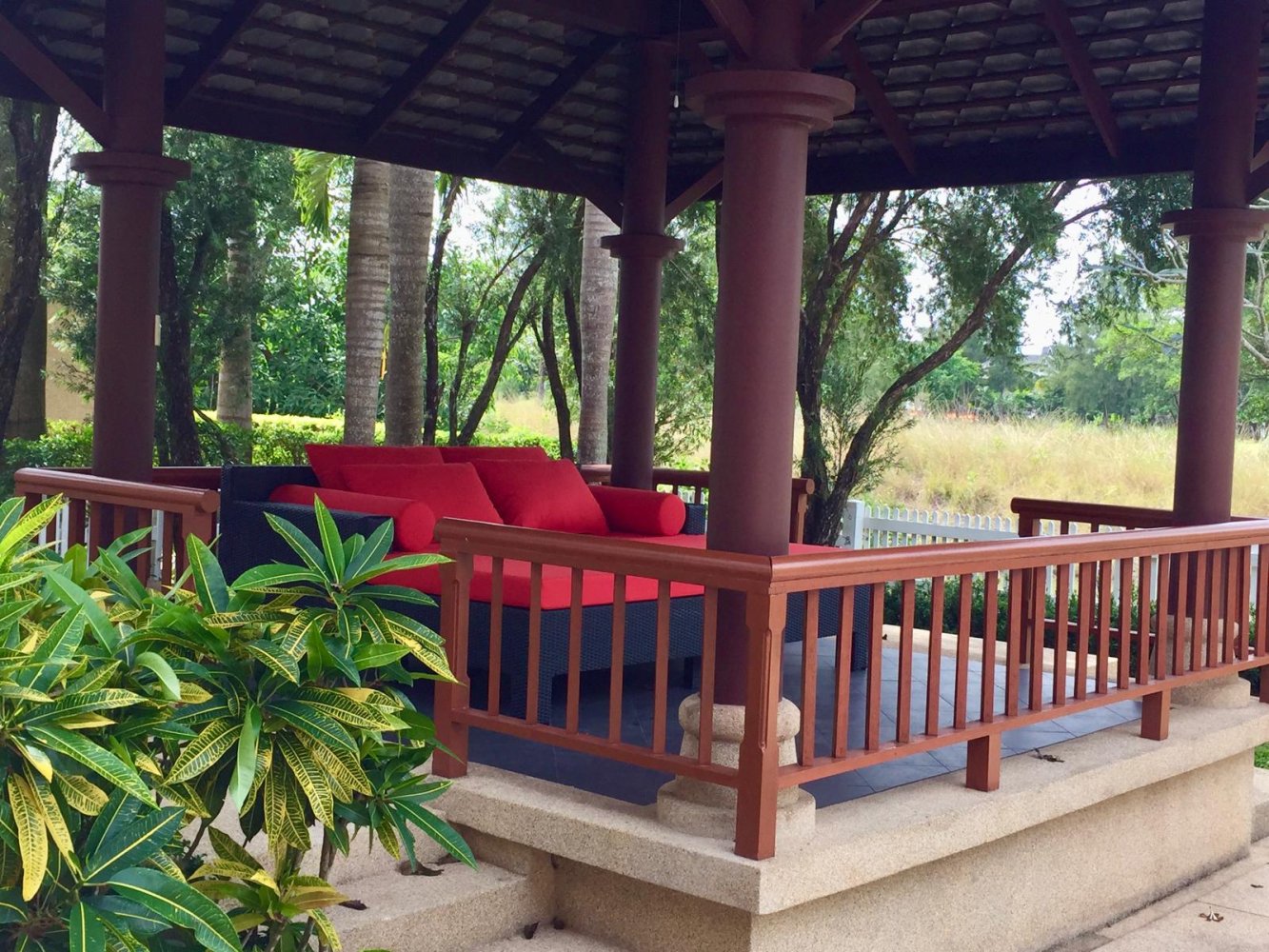 Property image - full photo 4