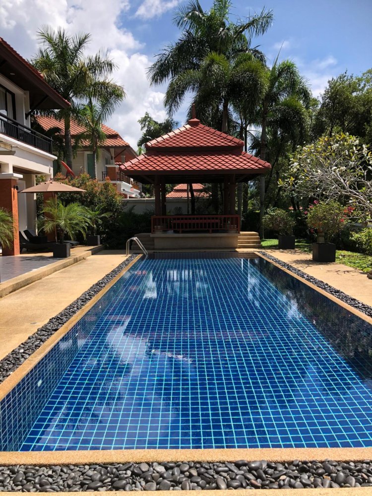 Property image - full photo 3