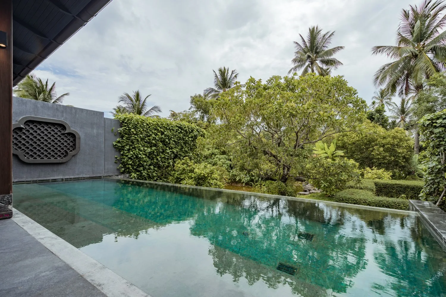 Property image - full photo 1