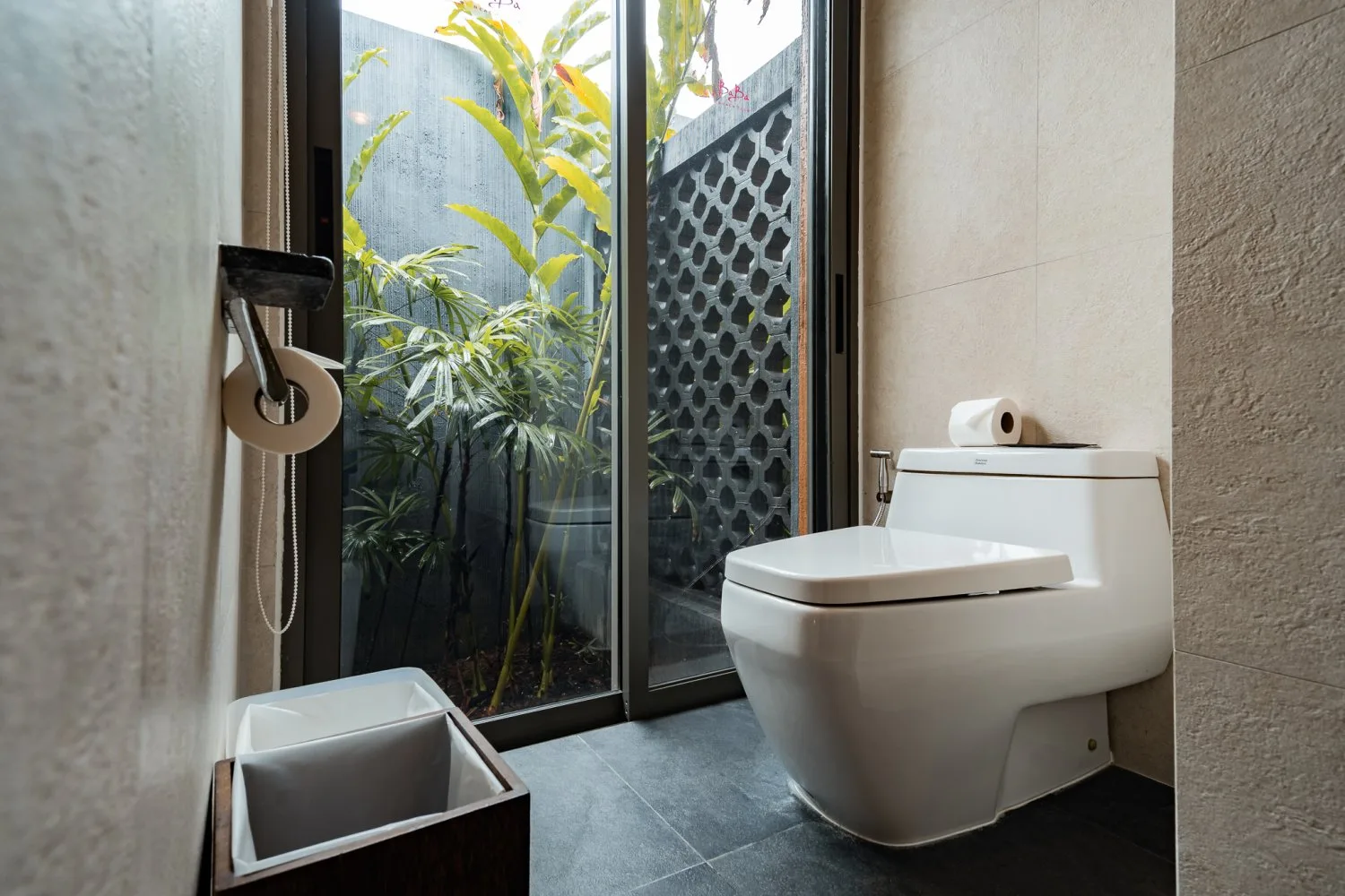 Property image - full photo 11