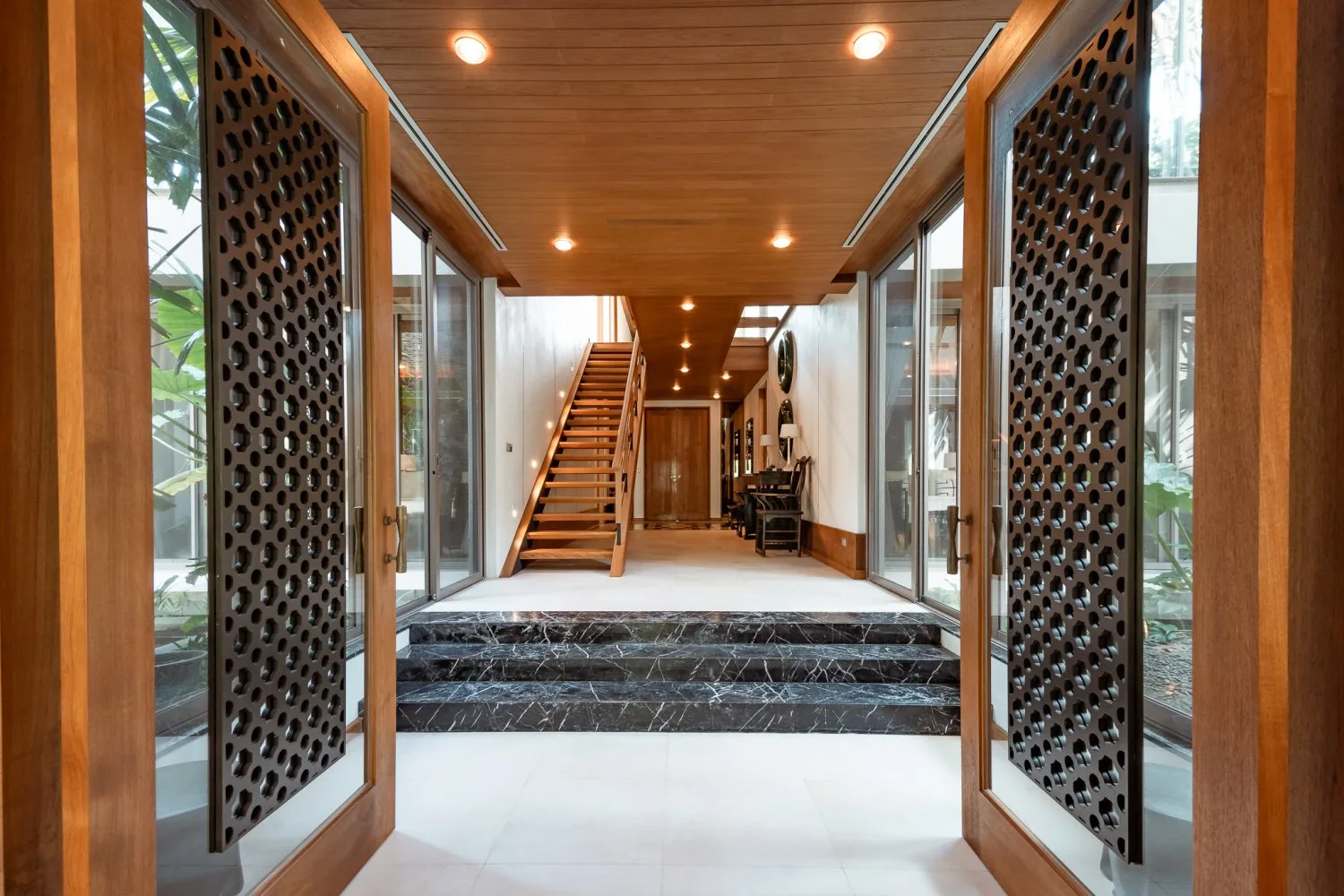 Property image - full photo 8
