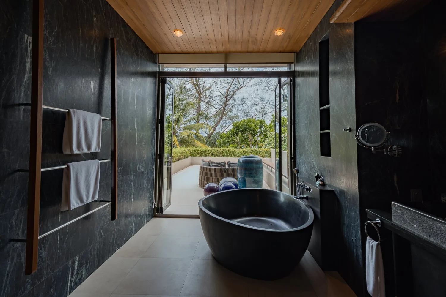 Property image - full photo 27