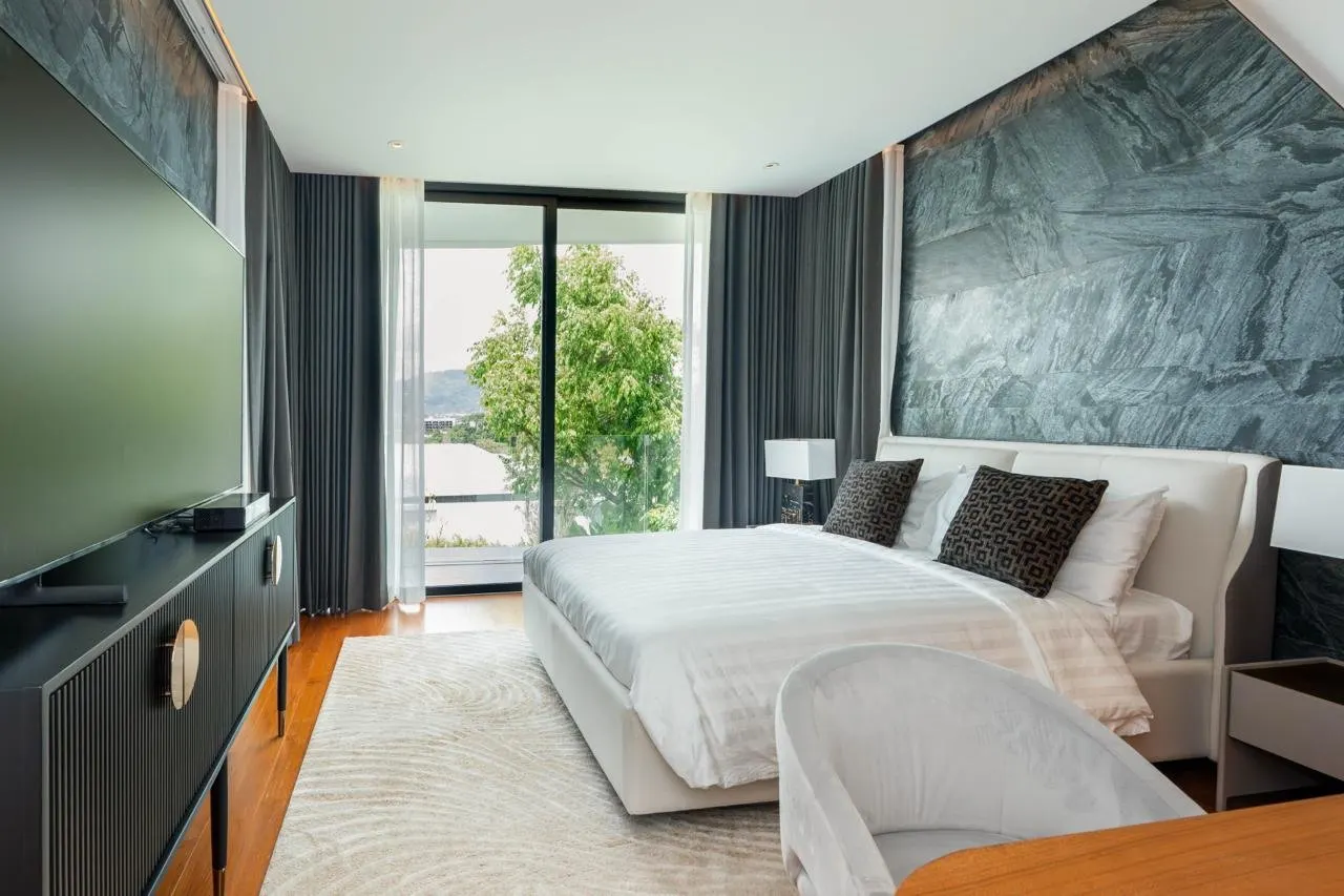 Property image - full photo 8