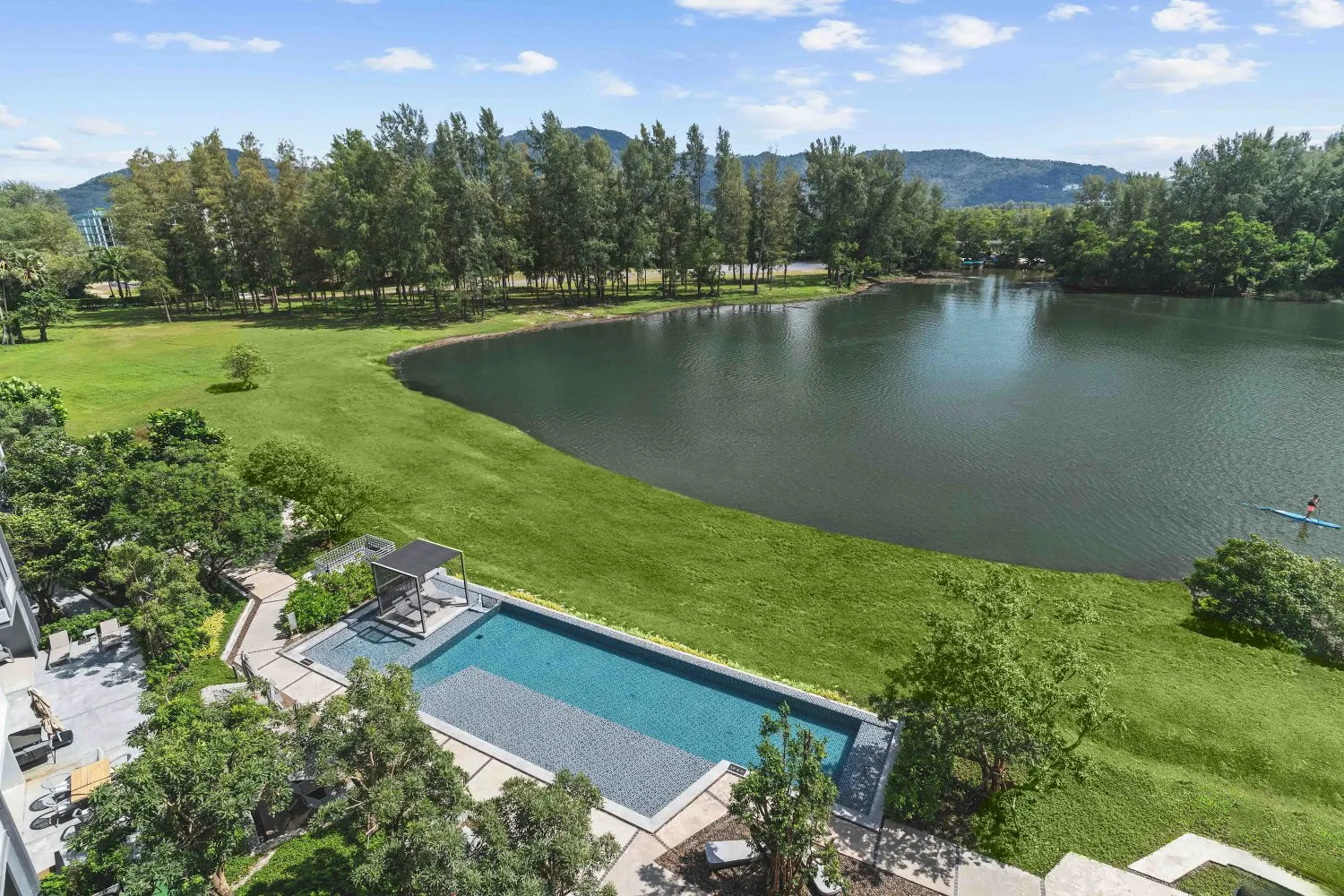 Property image - full photo 16