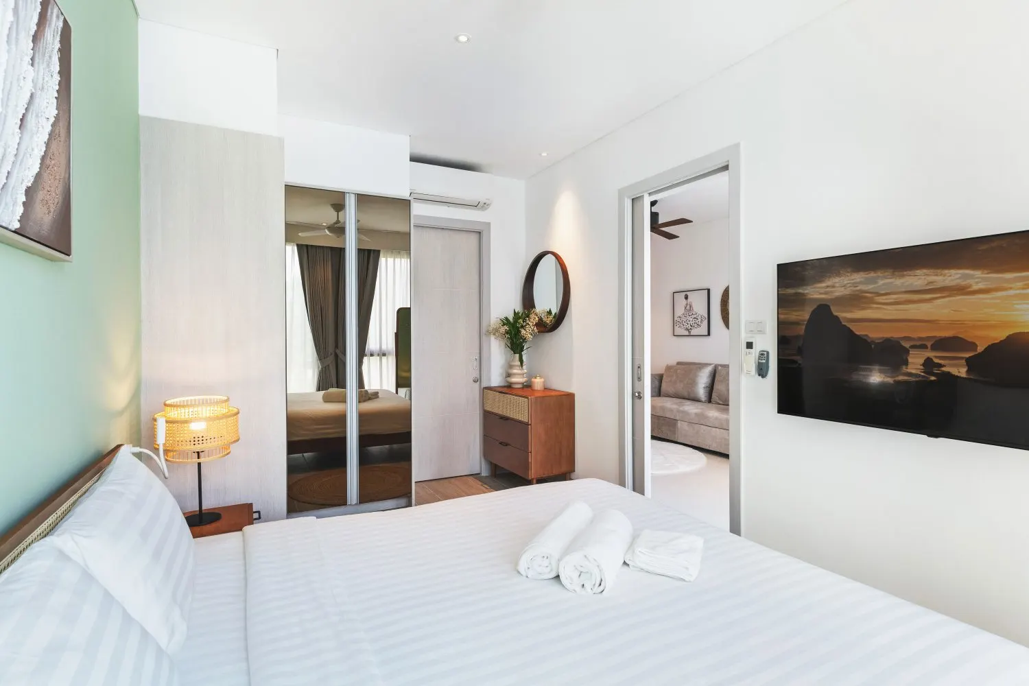 Property image - full photo 13