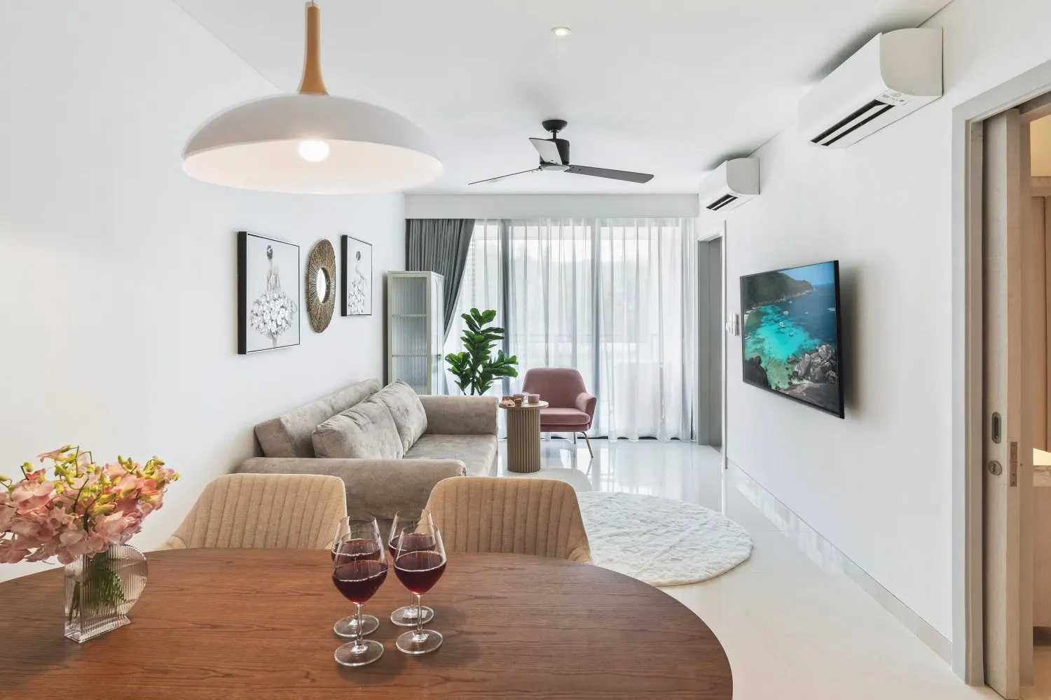 Property image - full photo 6