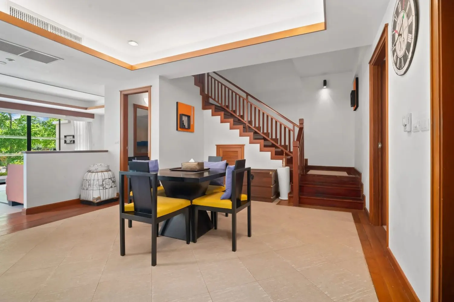 Property image - full photo 2