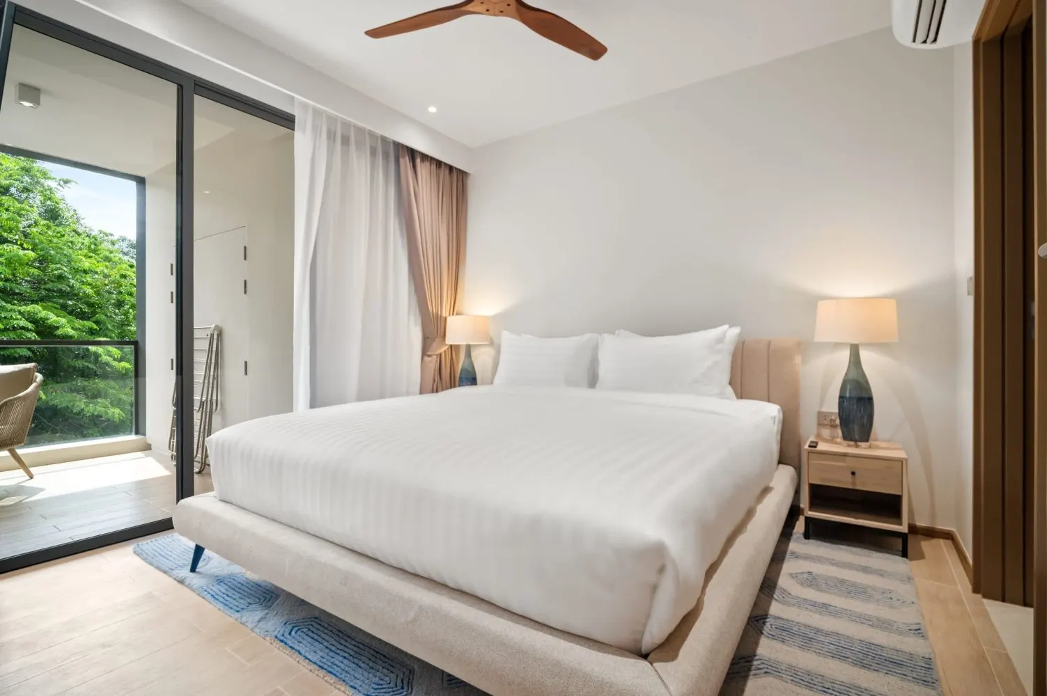 Property image - full photo 8
