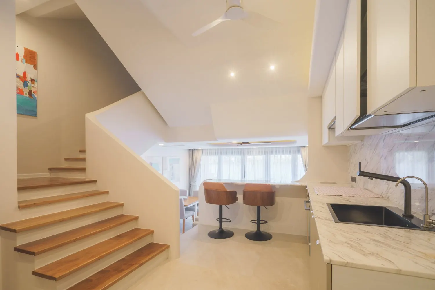 Property image - full photo 6