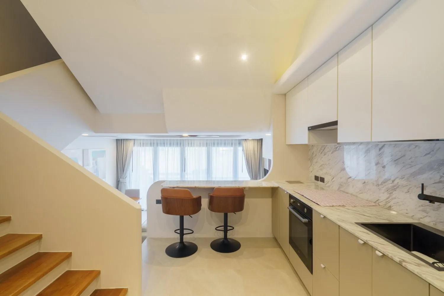 Property image - full photo 7