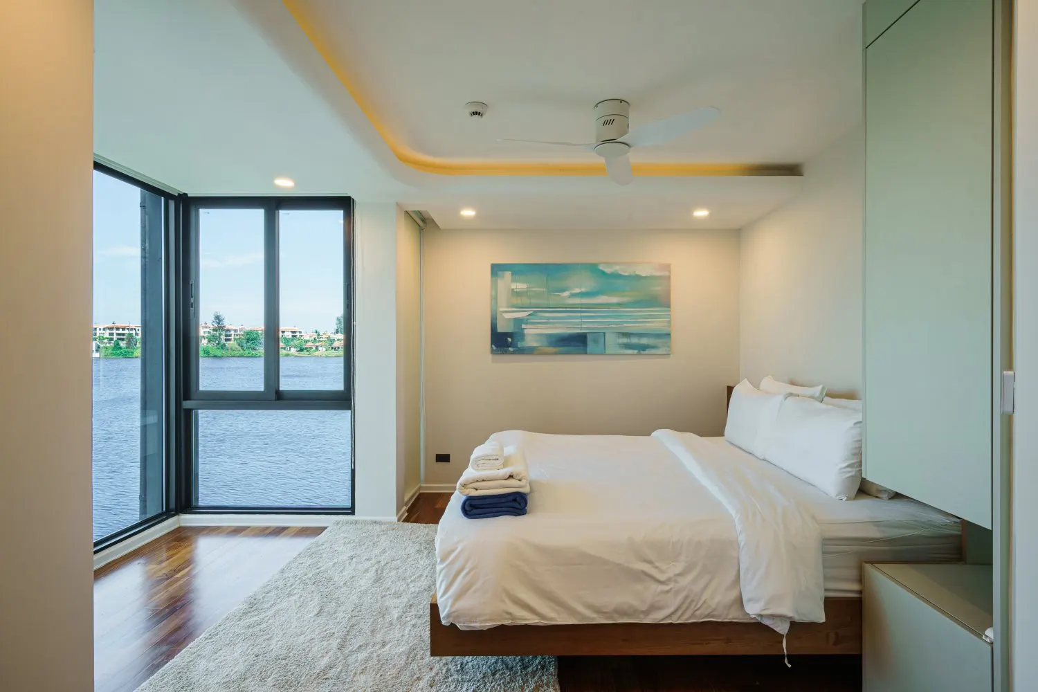 Property image - full photo 24