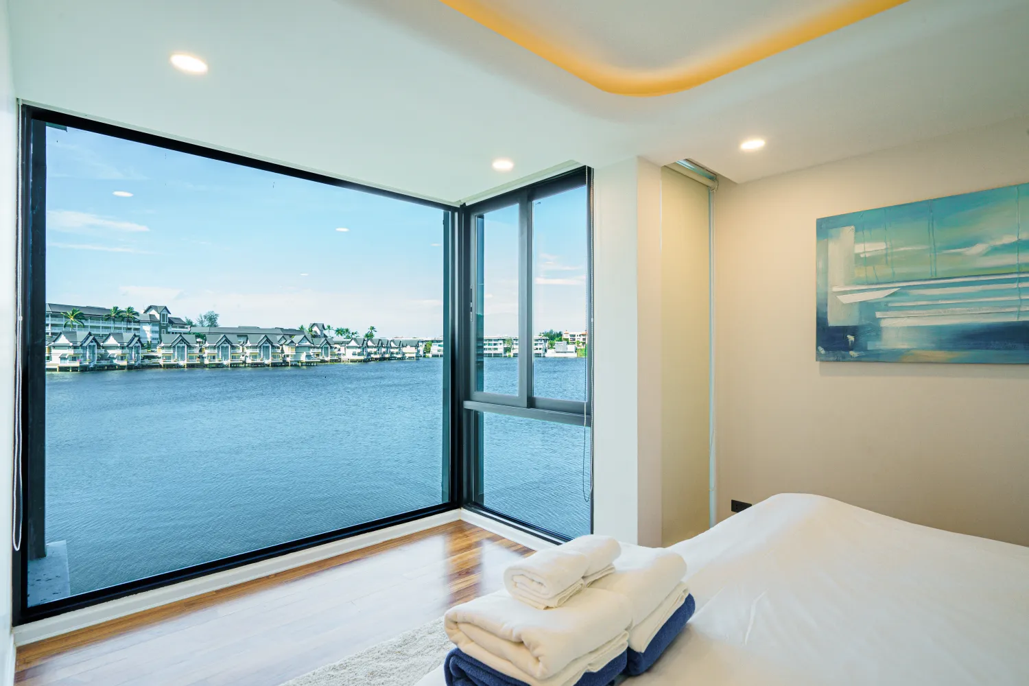 Property image - full photo 23
