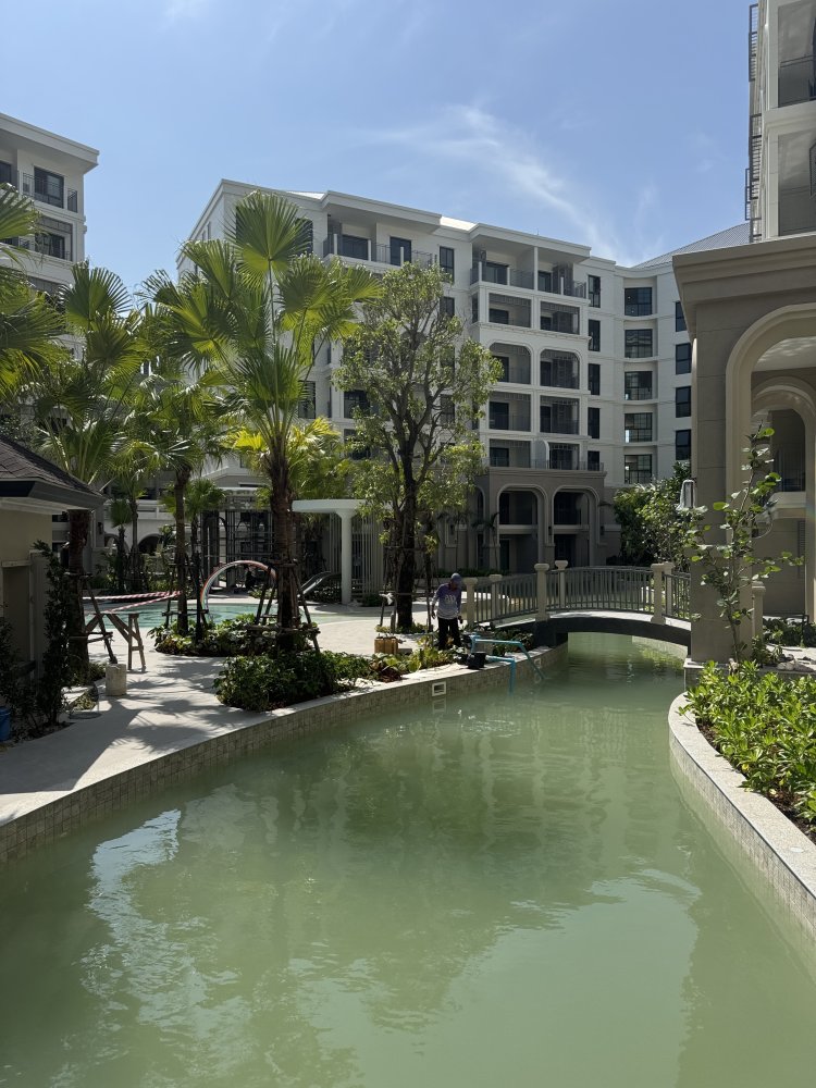 Property image - full photo 10