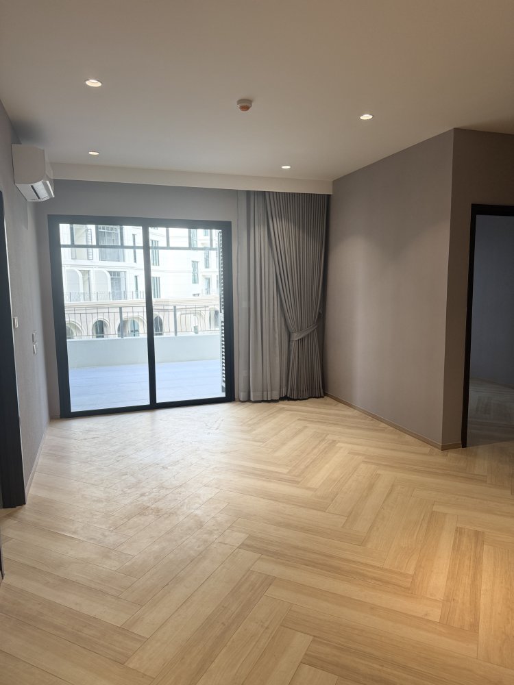 Property image - full photo 12