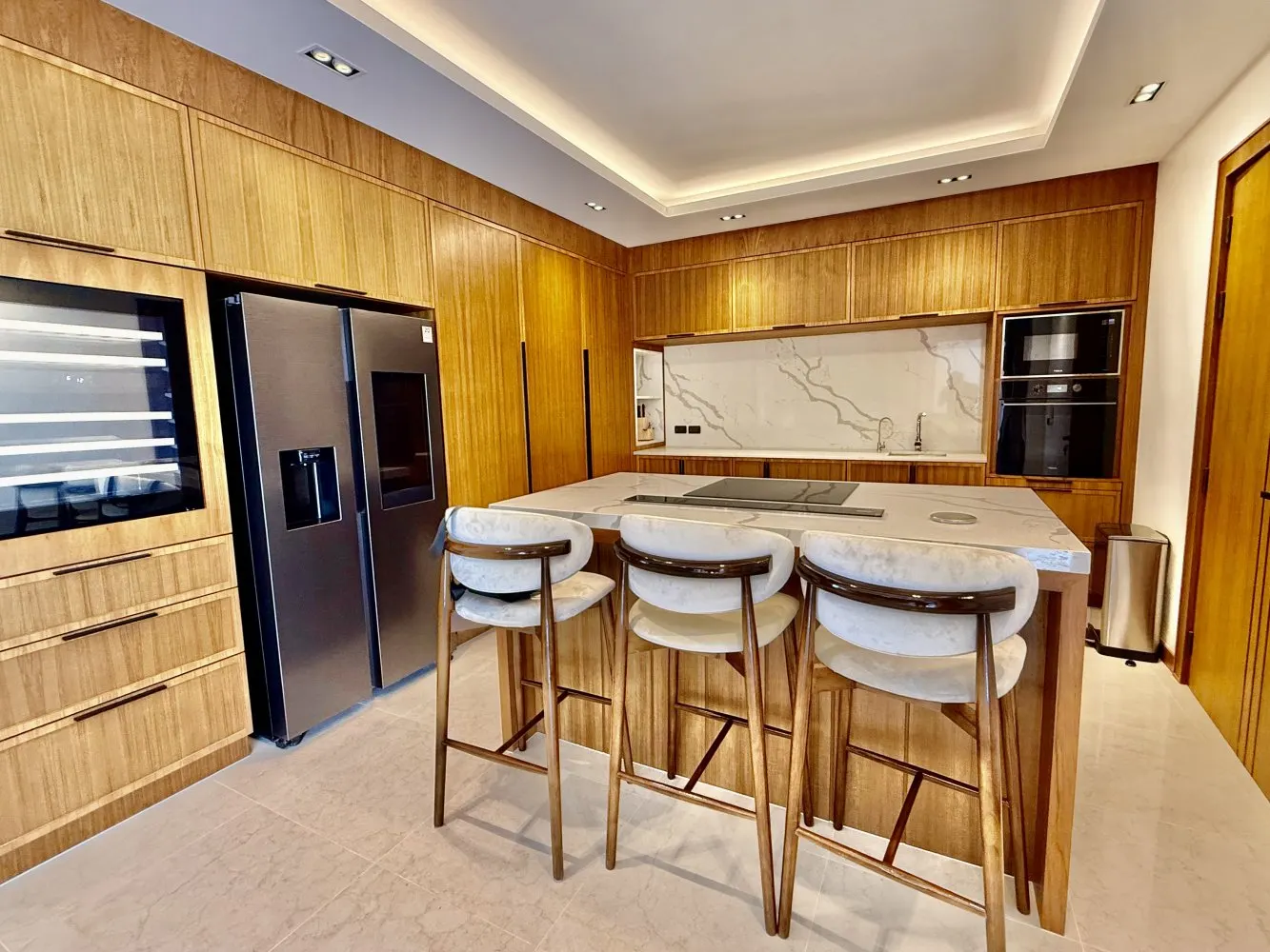 Property image - full photo 3