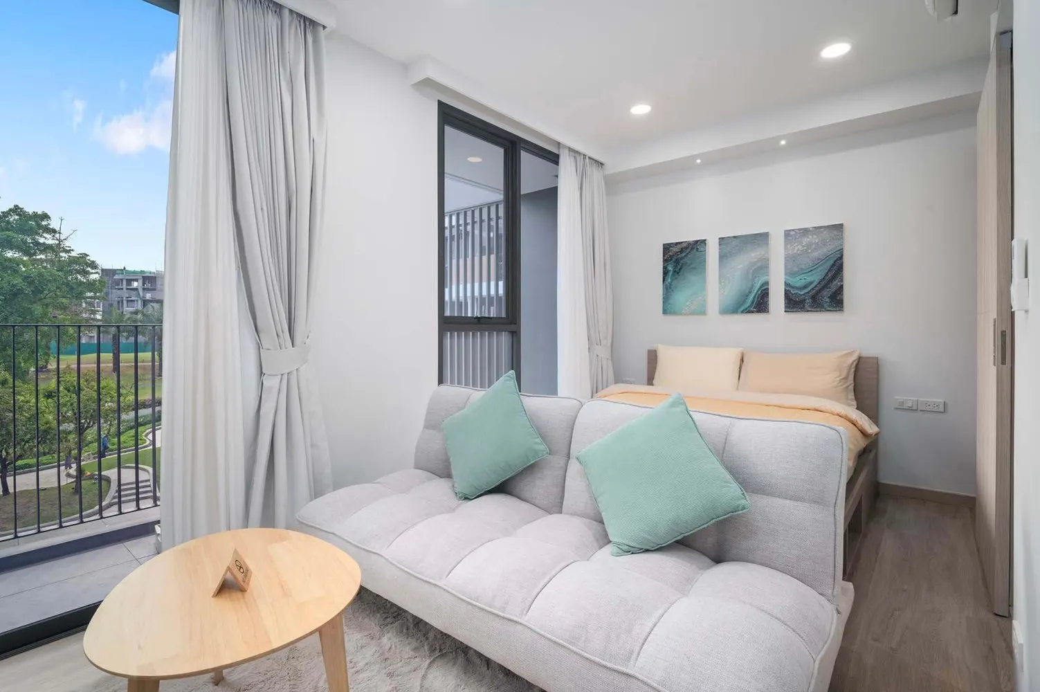 Property image - full photo 8