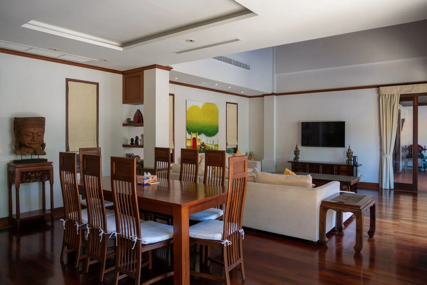 Property image - full photo 8