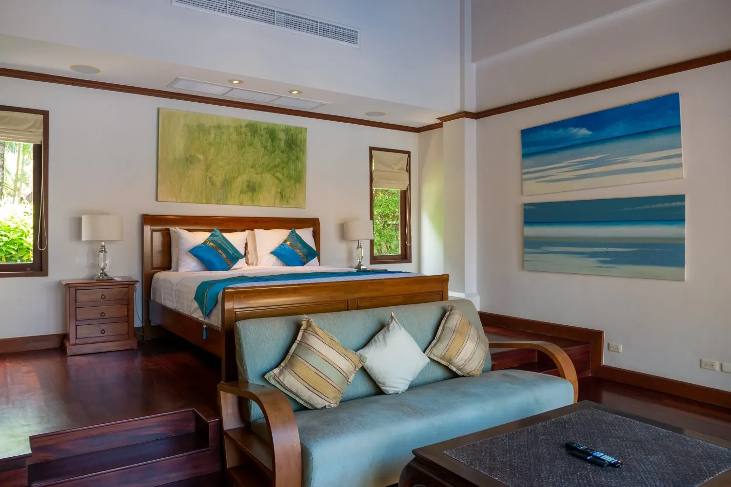 Property image - full photo 14