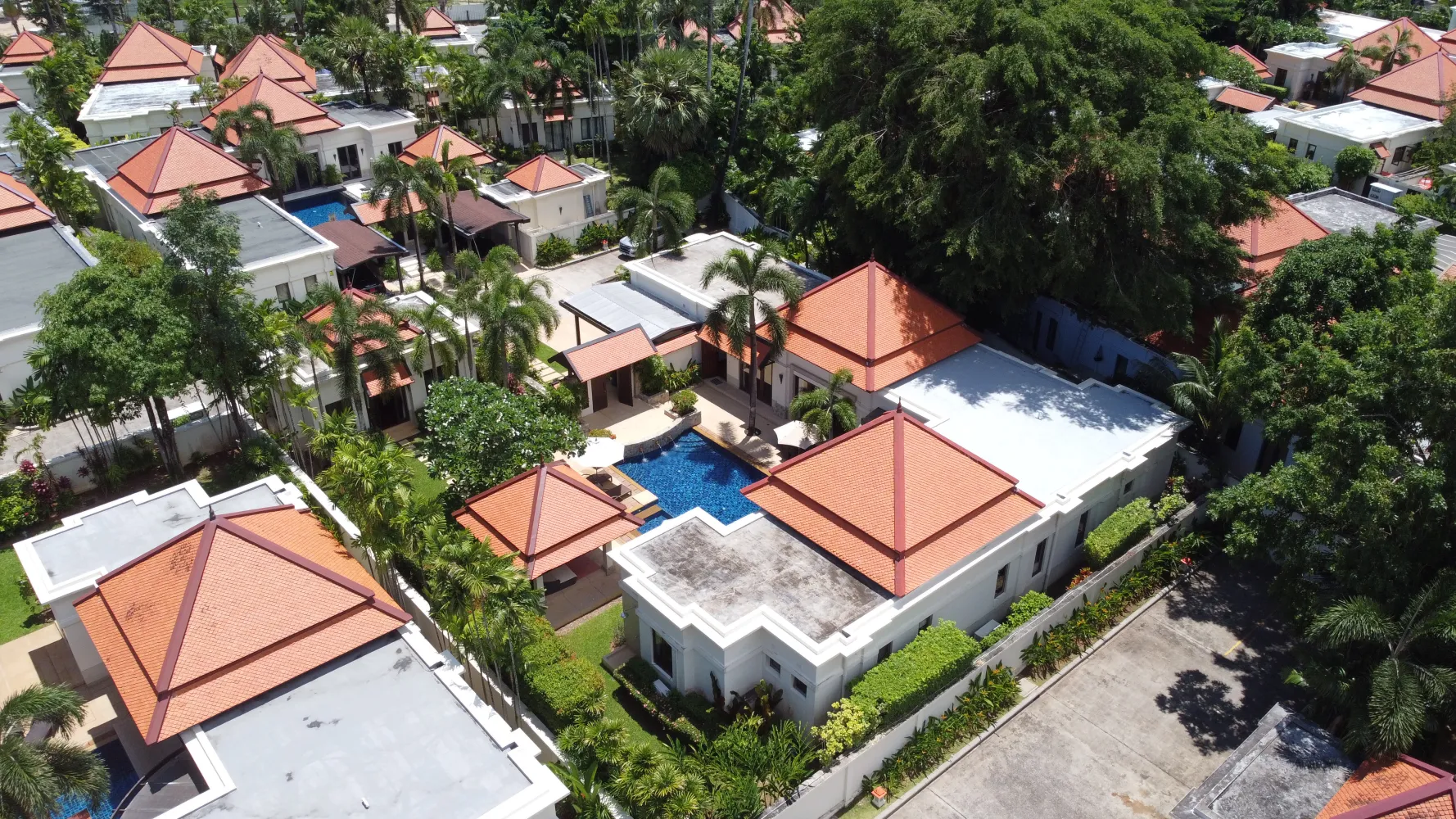 Property image - full photo 48
