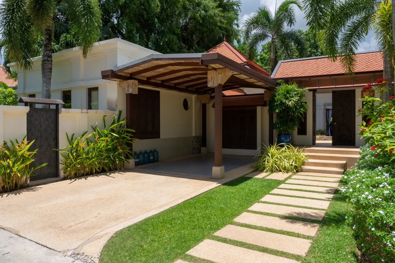 Property image - full photo 53