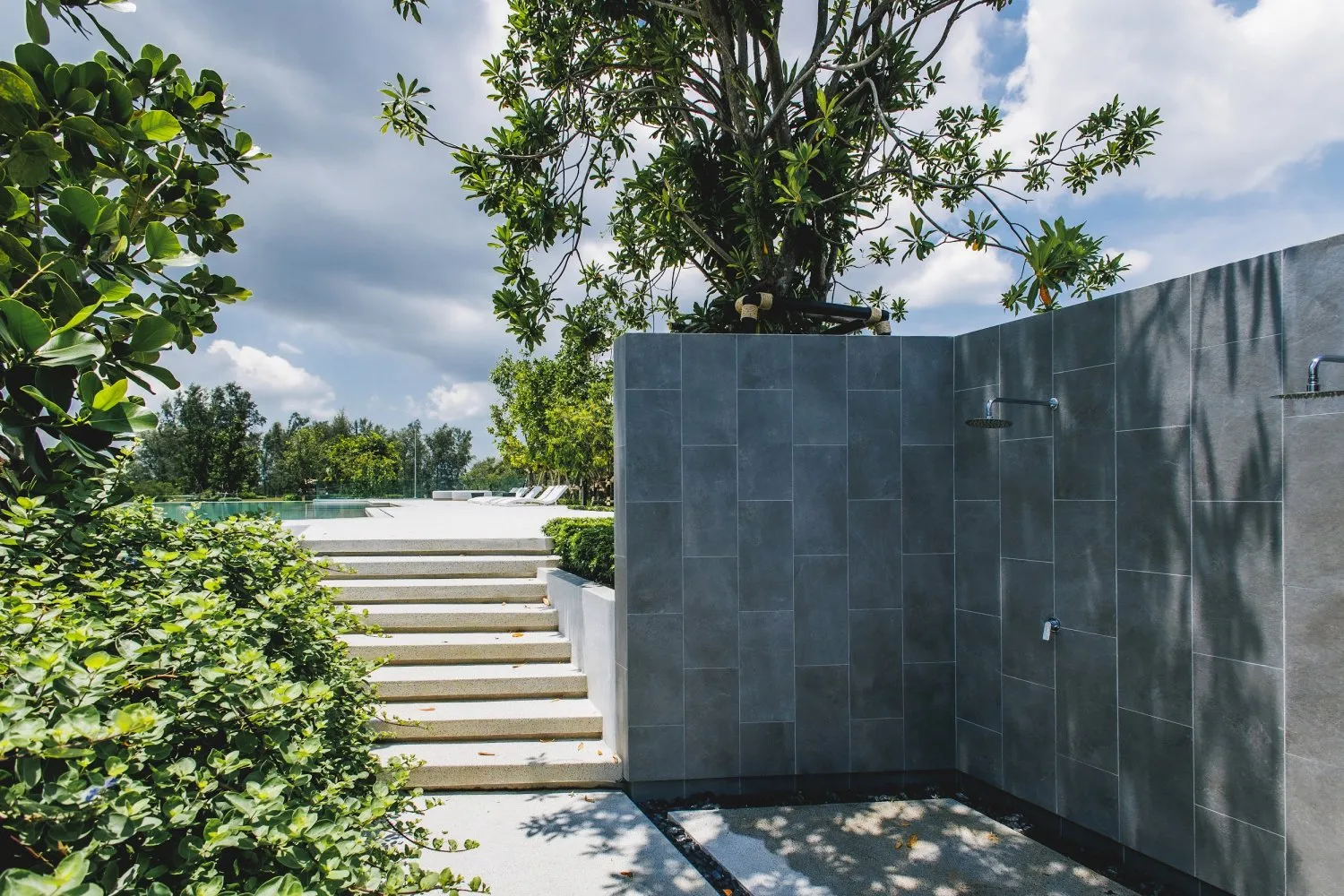 Property image - full photo 38