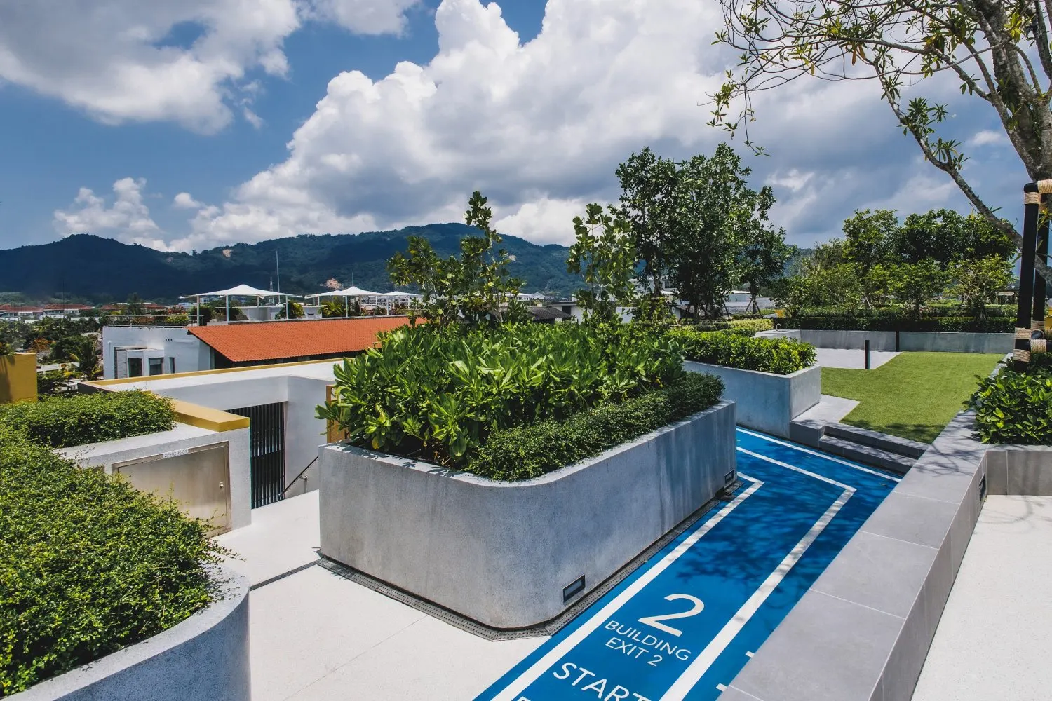 Property image - full photo 39