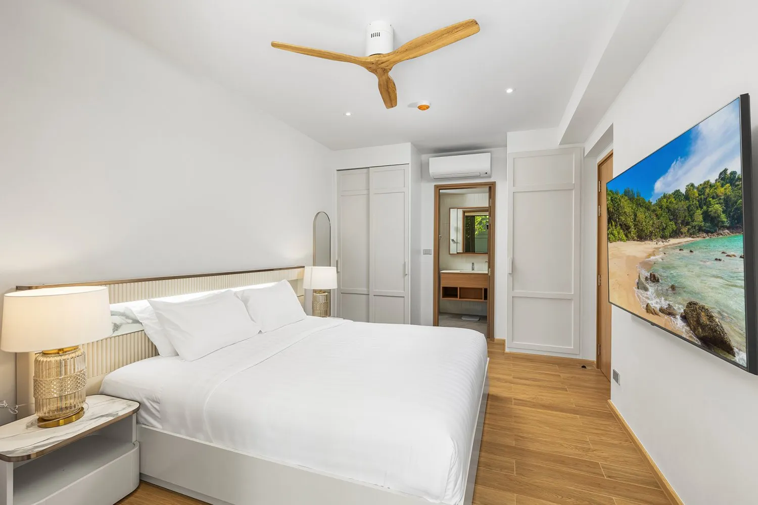 Property image - full photo 9
