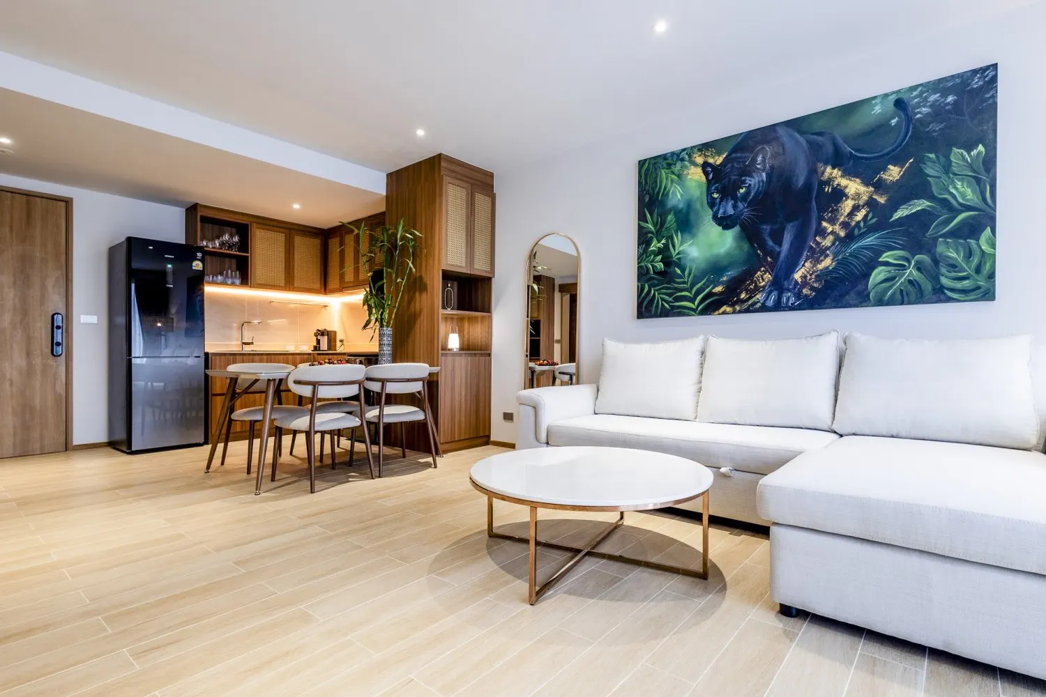 Property image - full photo 11