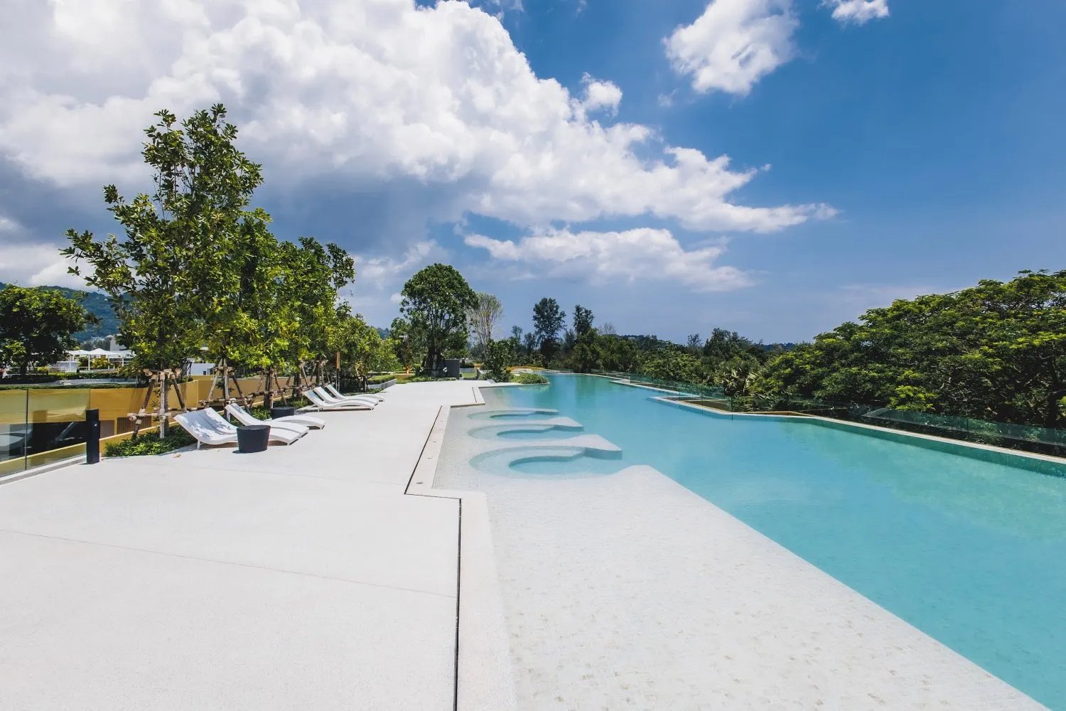 Property image - full photo 17