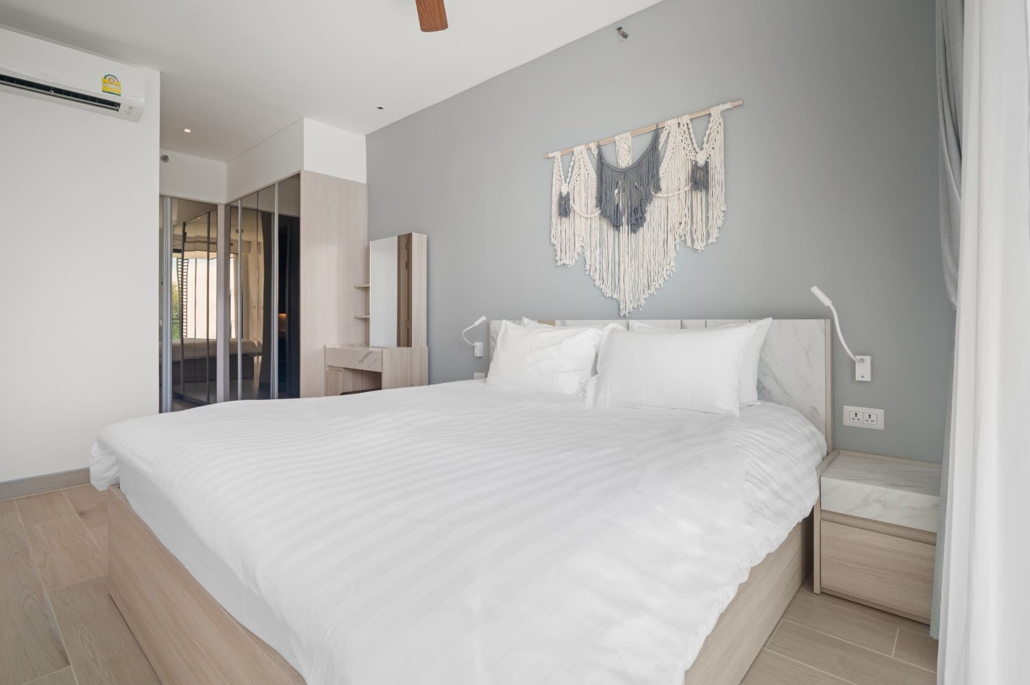 Property image - full photo 11