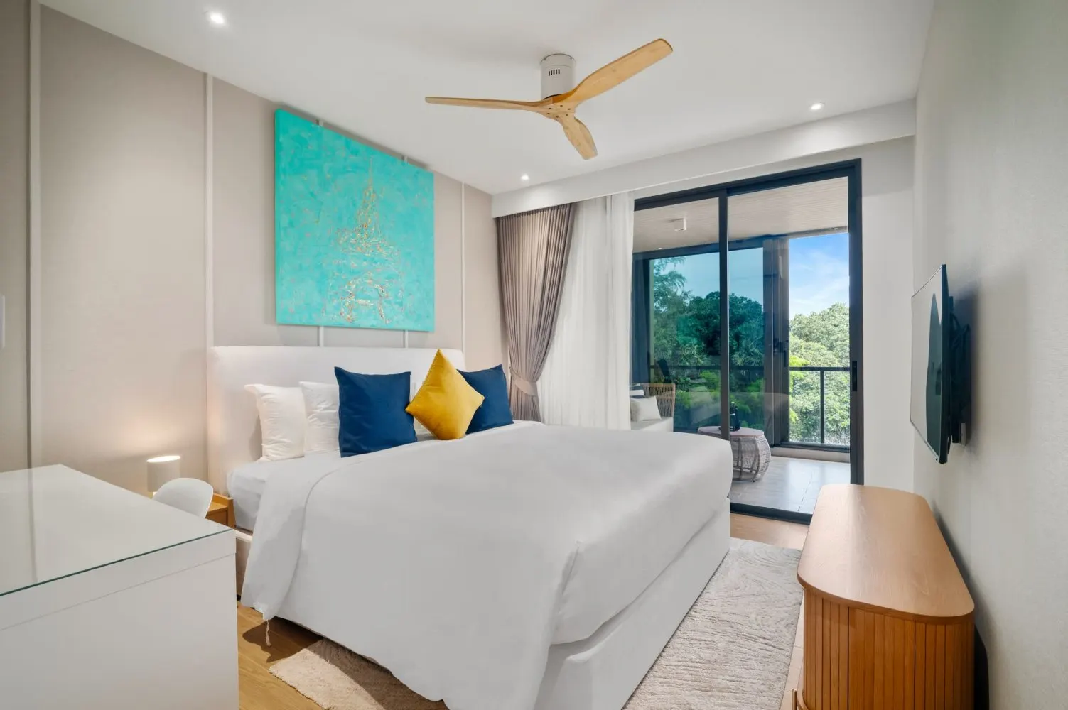 Property image - full photo 13