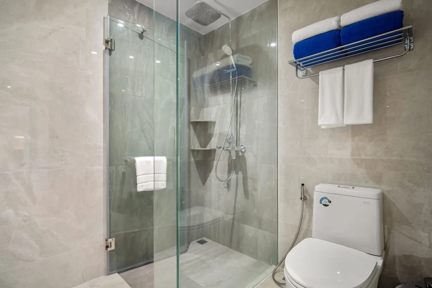 Property image - full photo 23