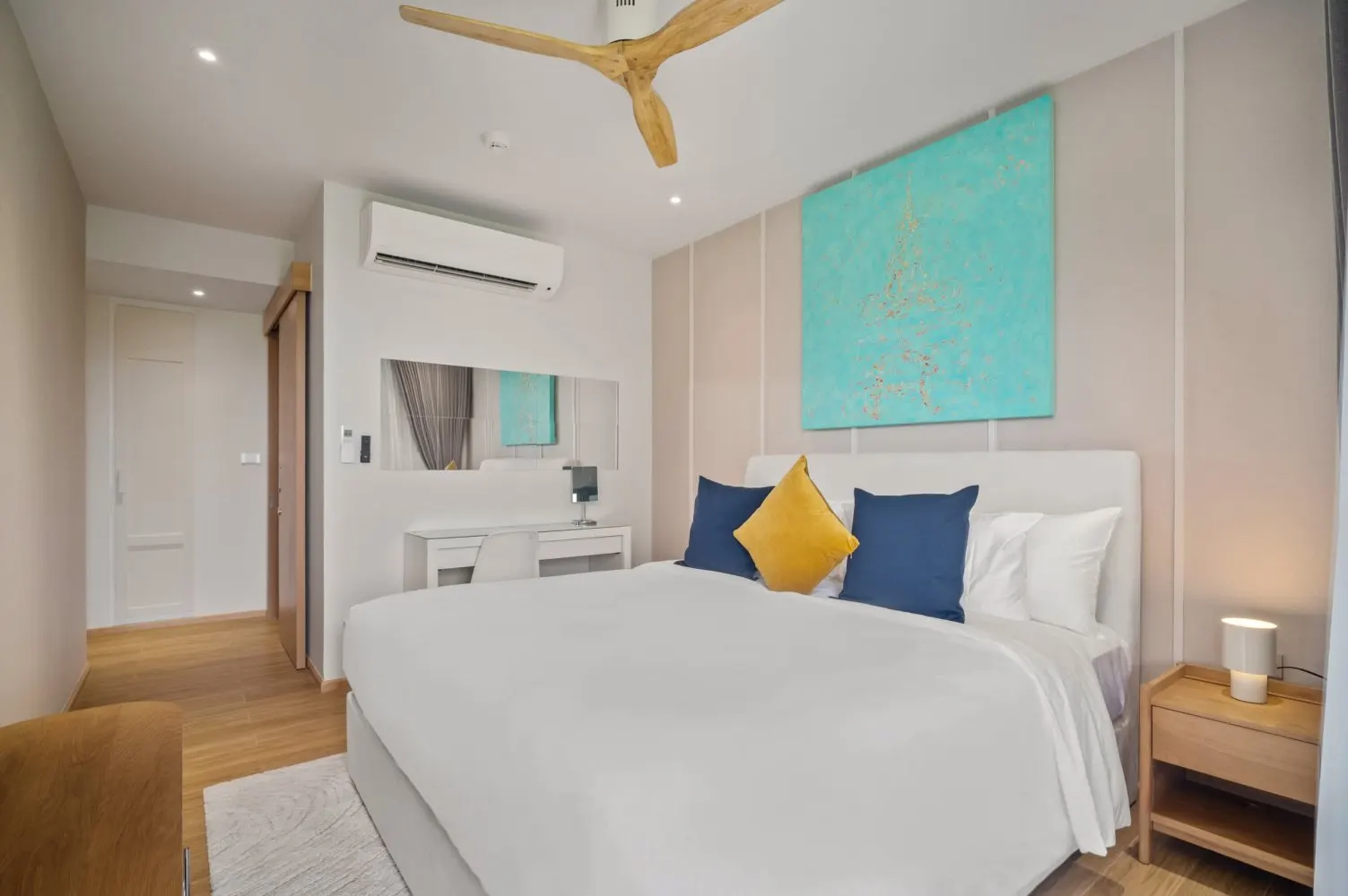 Property image - full photo 12