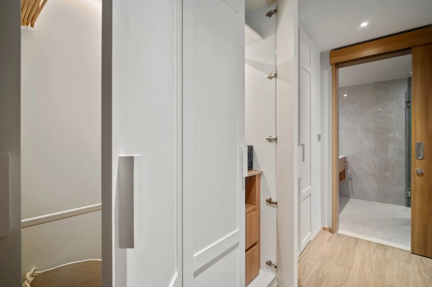 Property image - full photo 17