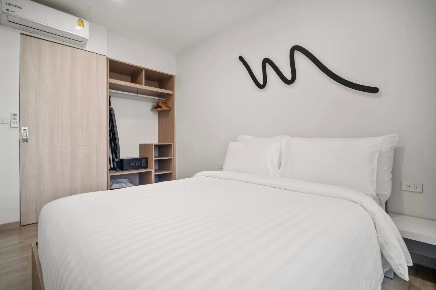 Property image - full photo 7