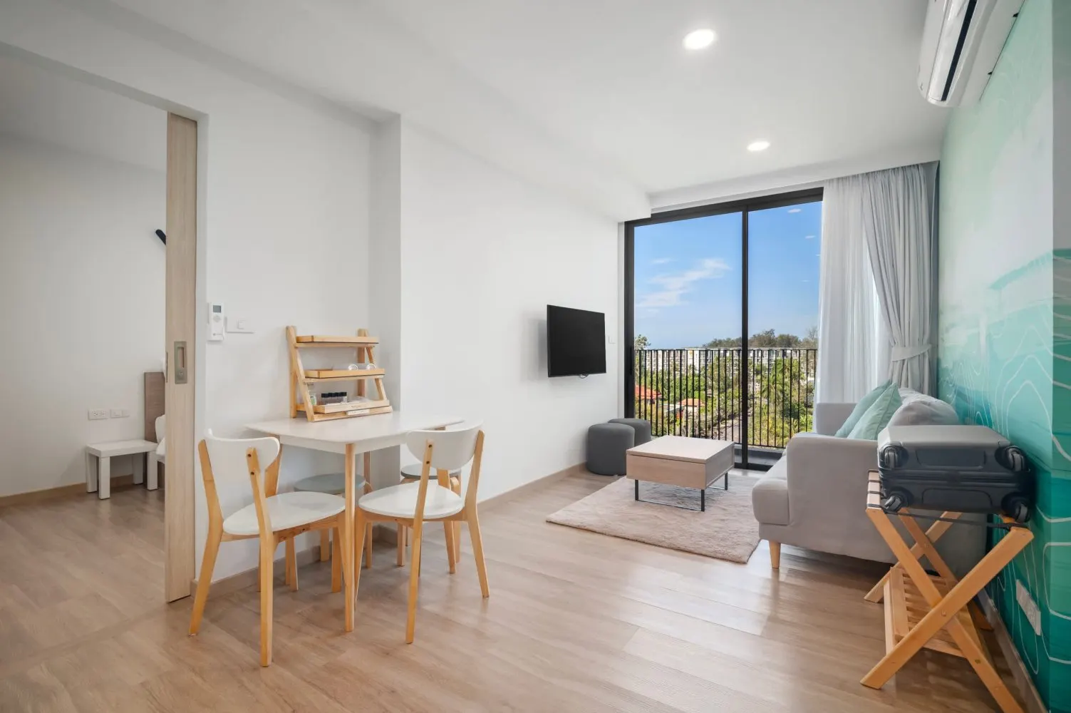 Property image - full photo 12