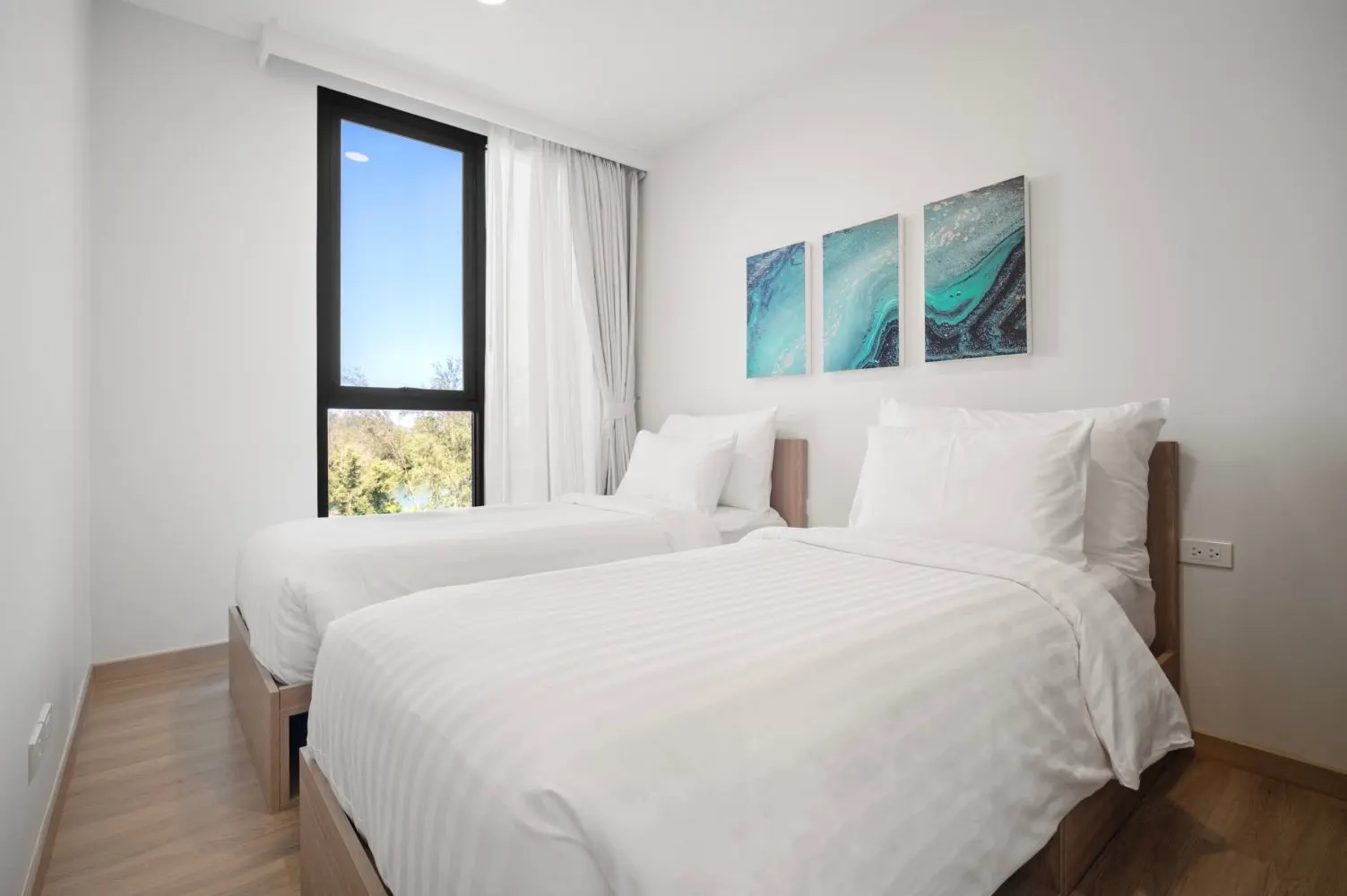 Property image - full photo 9