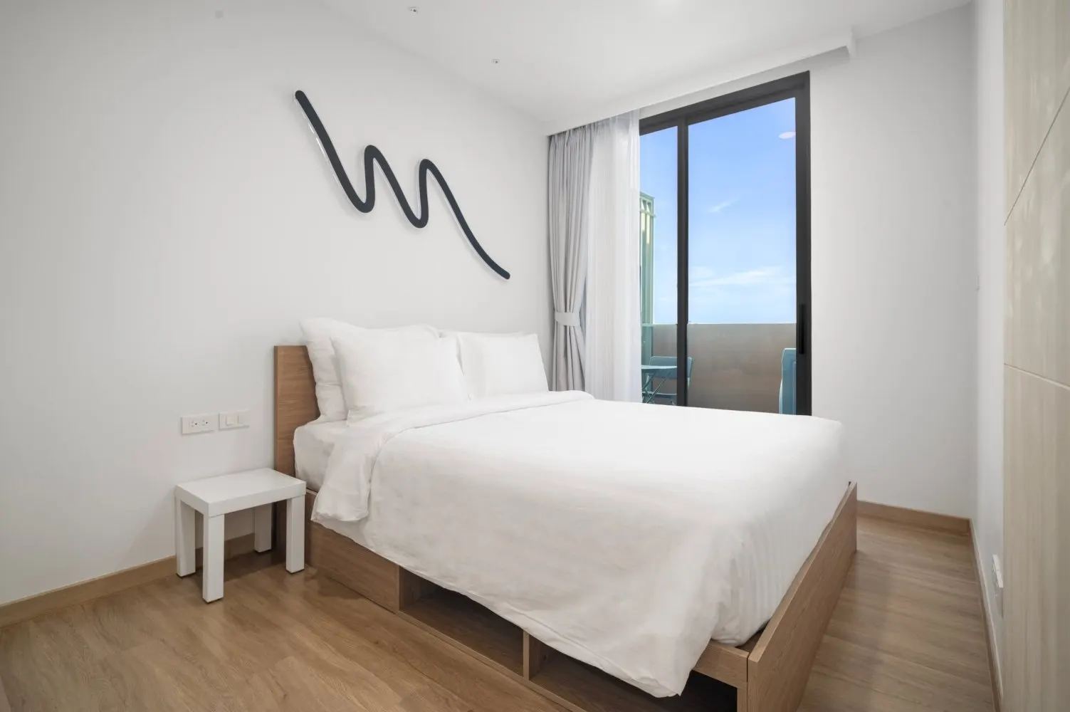 Property image - full photo 13