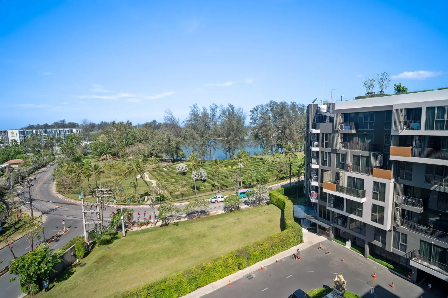 Property image - full photo 17