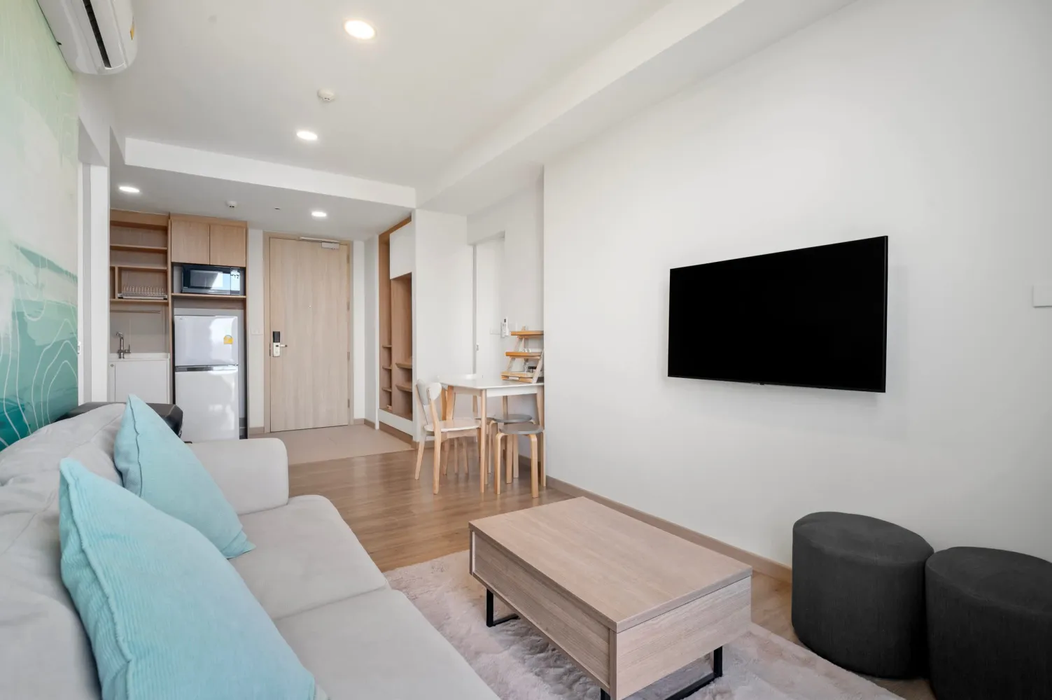 Property image - full photo 1