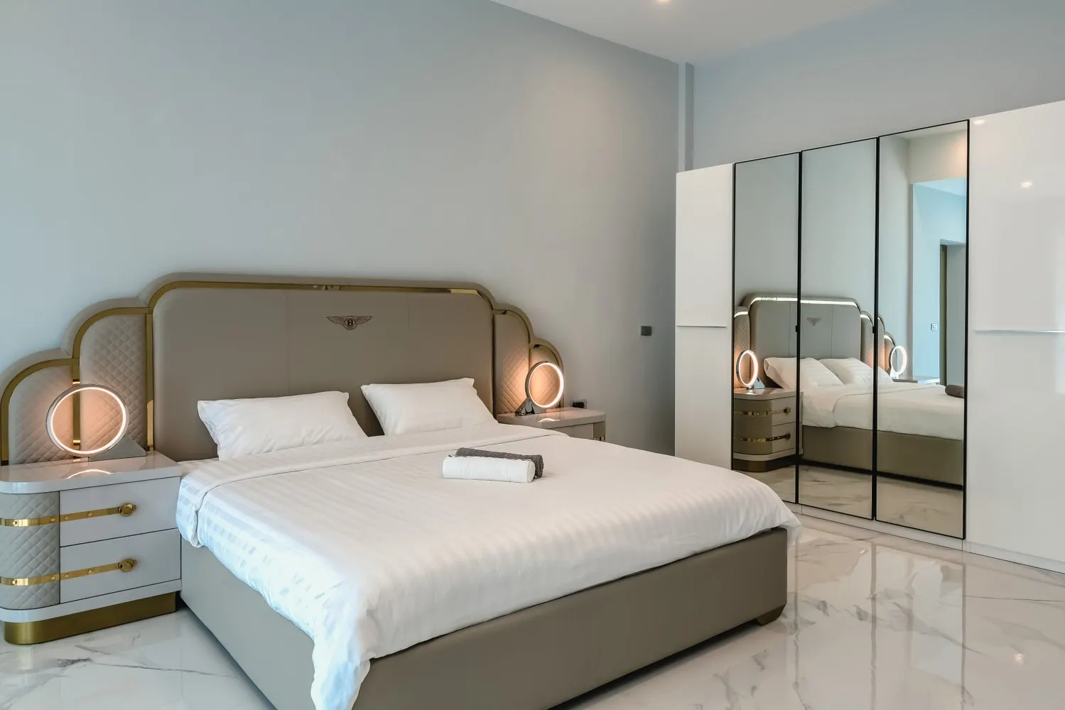 Property image - full photo 13